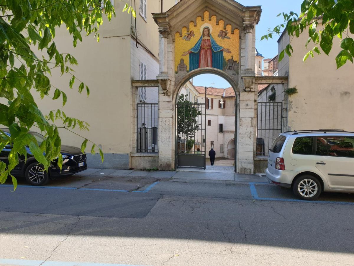 아스티 Location Turistic Monolocale Nel Parco Del Santuario 아파트 외부 사진