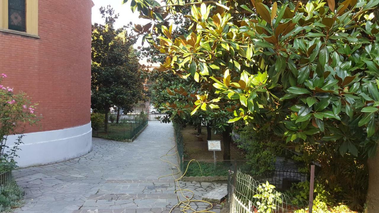 아스티 Location Turistic Monolocale Nel Parco Del Santuario 아파트 외부 사진